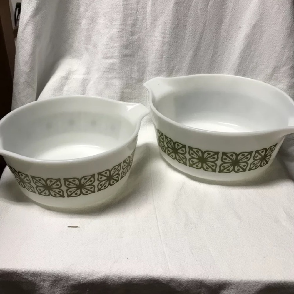 Vintage Pyrex Nesting Casseroles Square Flower